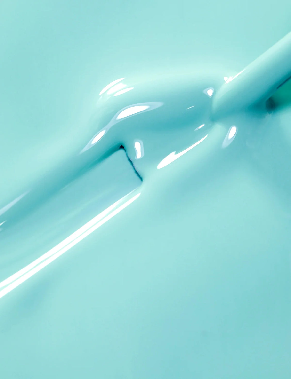 Aqua-holic Gel Polish swatch